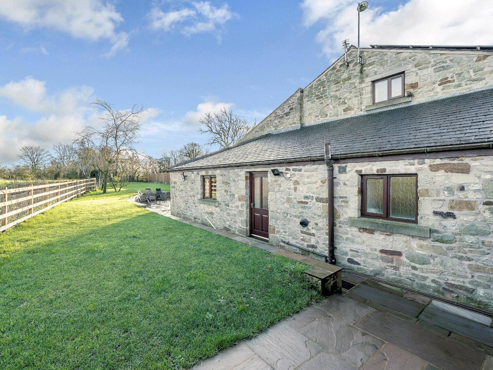Villa Adamsons Barn Inglewhite Esterno foto